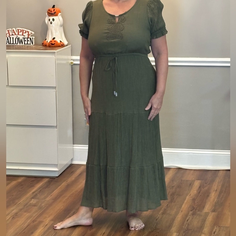 Elegant Olive Green Maxi Dress